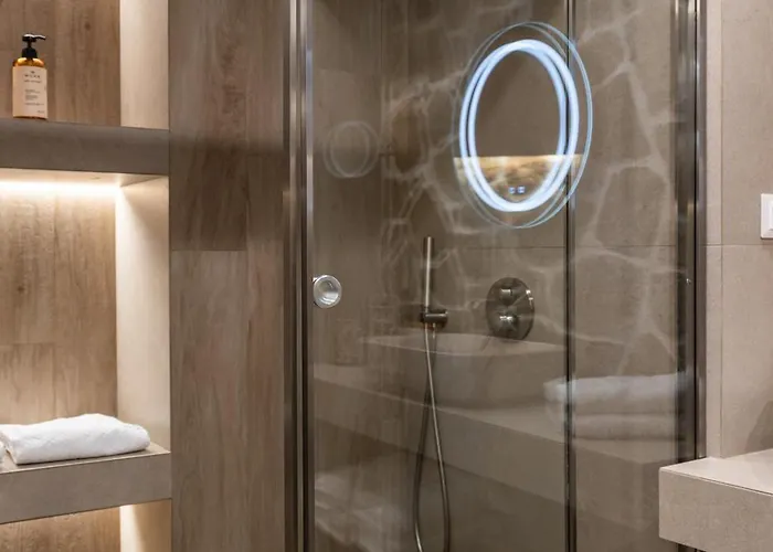 Aqua Pearl Milos * Adamantas (Milos)