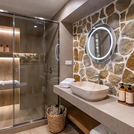 Aqua Pearl Milos Apartman Adámasz