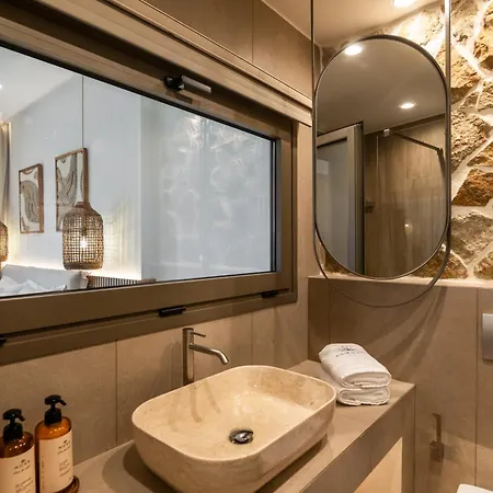 Aqua Pearl Milos Apartman Adámasz